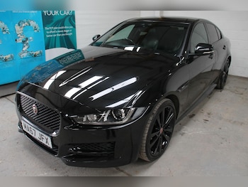Used Jaguar XE 2018 for sale - 78157802: Photo