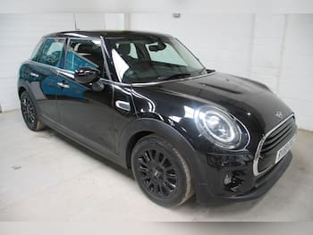 Used MINI Hatch 2019 for sale - 79621966: Photo