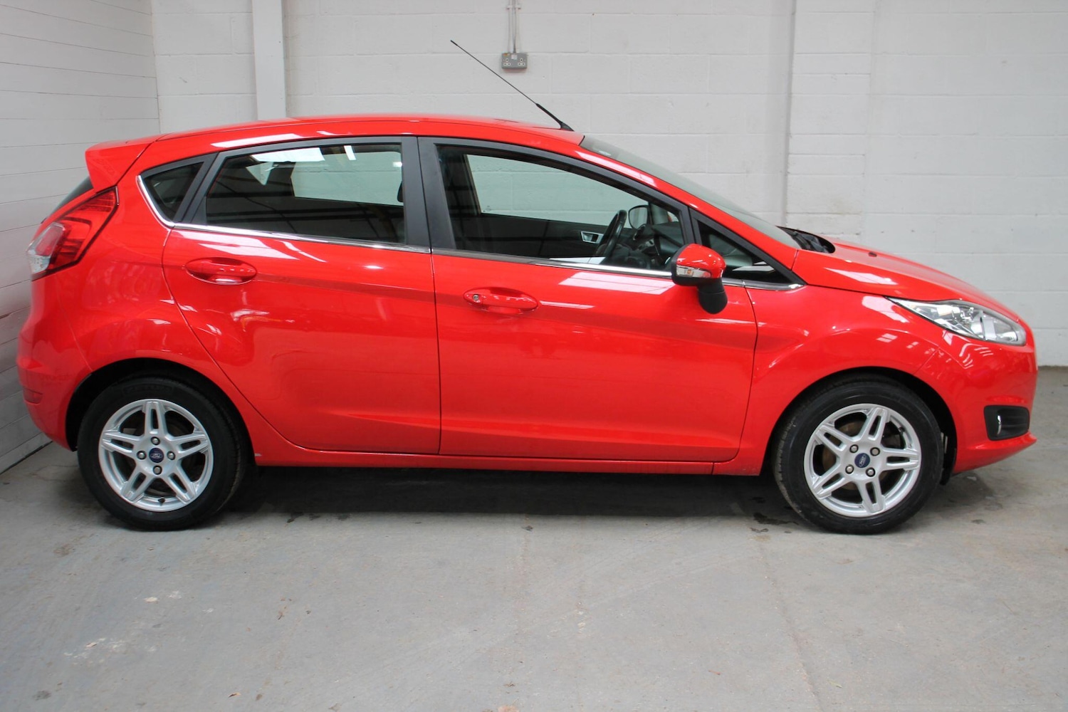 Used Ford Fiesta 2013 for sale - 76484959: Photo 8