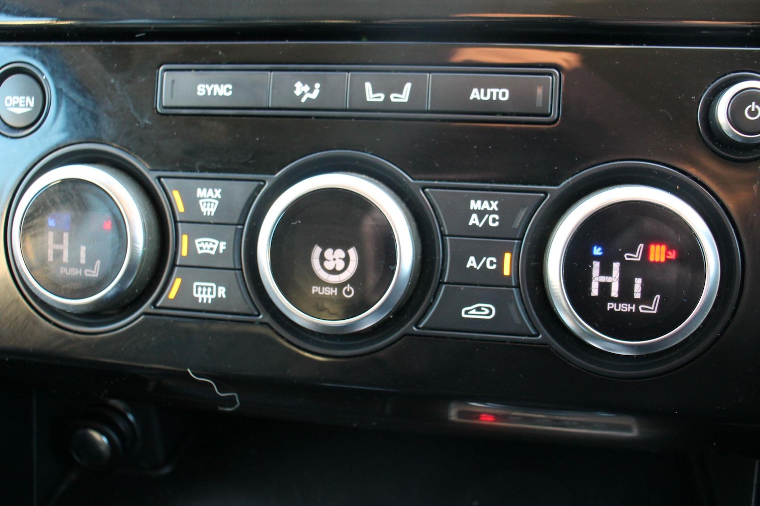 Used Land Rover Discovery 2020 for sale - 77411146: Photo 15