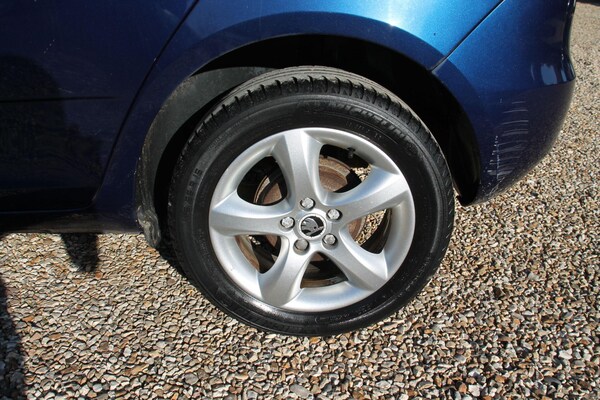 Used Skoda Fabia 2013 for sale - 76158705: Photo 16