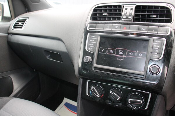 Used Volkswagen Polo 2015 for sale - 75257742: Photo 20