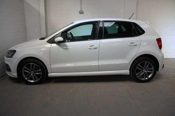 Used Volkswagen Polo 2015 for sale - 75257742: Photo 6