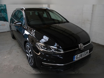 Used Volkswagen Golf 2018 for sale - 76561105: Photo