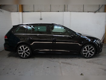 Used Volkswagen Golf 2018 for sale - 76561105: Photo