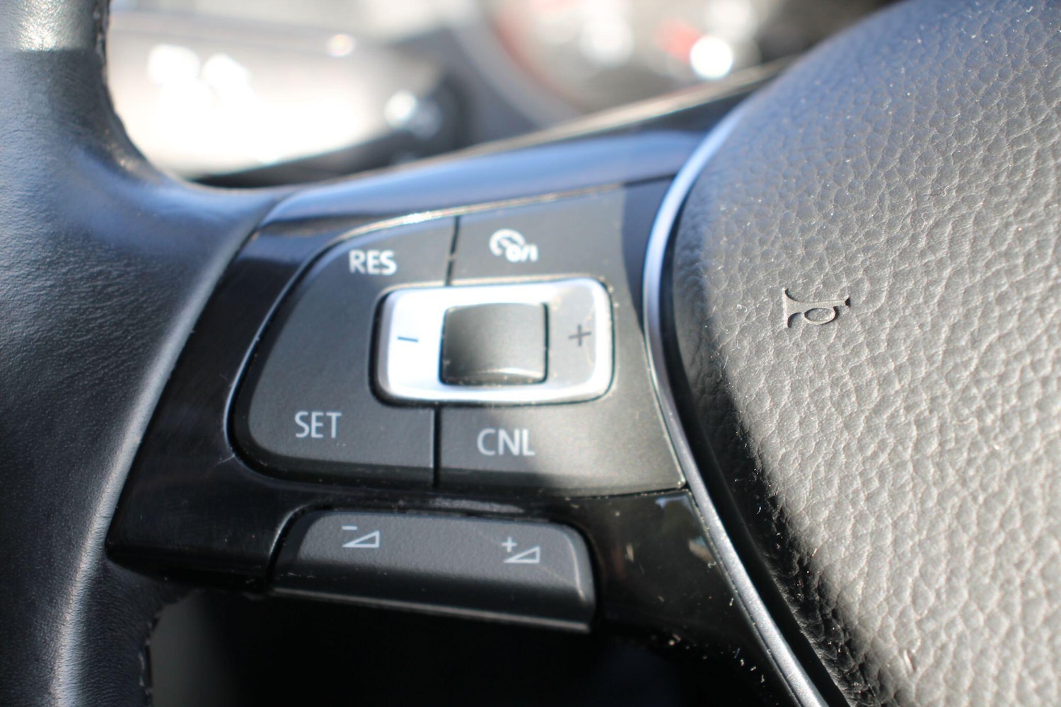 Used Volkswagen Polo 2016 for sale - 76561676: Photo 12