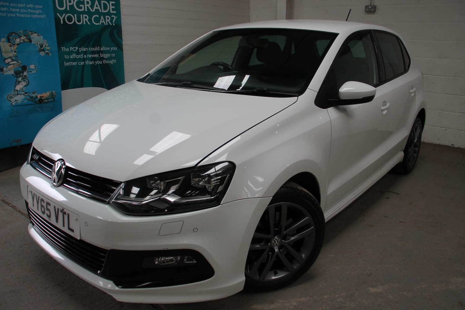 Used Volkswagen Polo 2015 for sale - 77345250: Photo 11