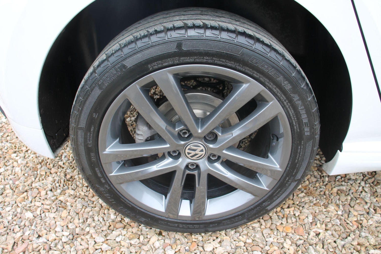 Used Volkswagen Polo 2015 for sale - 77345250: Photo 25