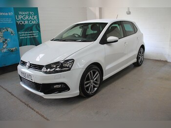 Used Volkswagen Polo 2015 for sale - 77345250: Photo