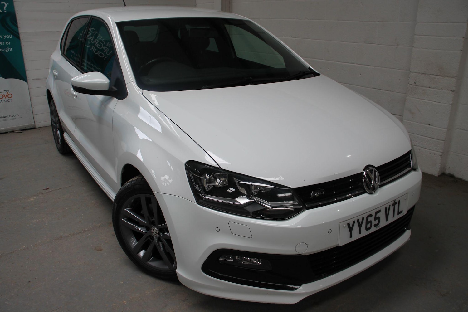 Used Volkswagen Polo 2015 for sale - 77345250: Photo 9