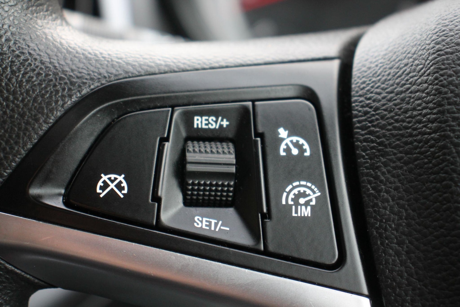 Used Vauxhall Astra 2015 for sale - 76283553: Photo 12