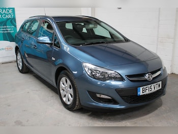 2015 (15) - 1.6i Design Sports Tourer Auto Euro 6 5dr