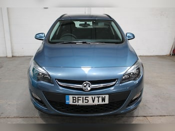 Used Vauxhall Astra 2015 for sale - 76283553: Photo