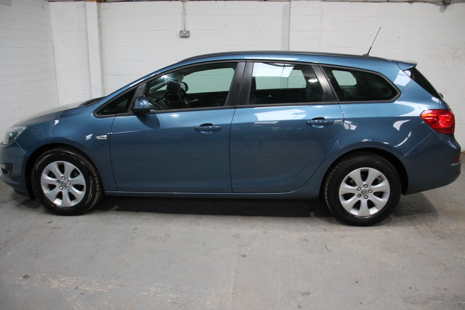 Used Vauxhall Astra 2015 for sale - 76283553: Photo 4