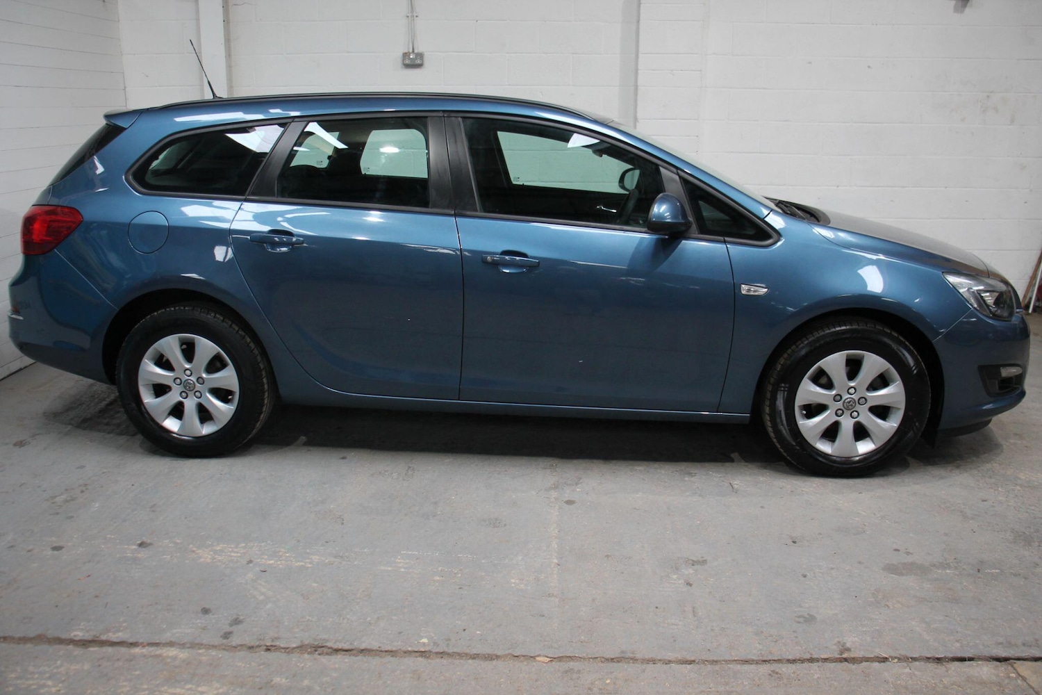 Used Vauxhall Astra 2015 for sale - 76283553: Photo 8