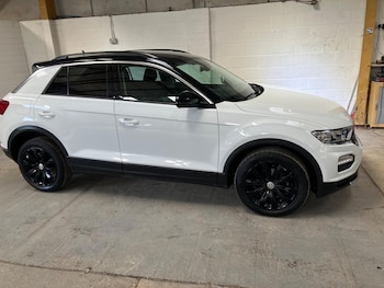 Used Volkswagen T-Roc 2020 for sale - 78662167: Photo