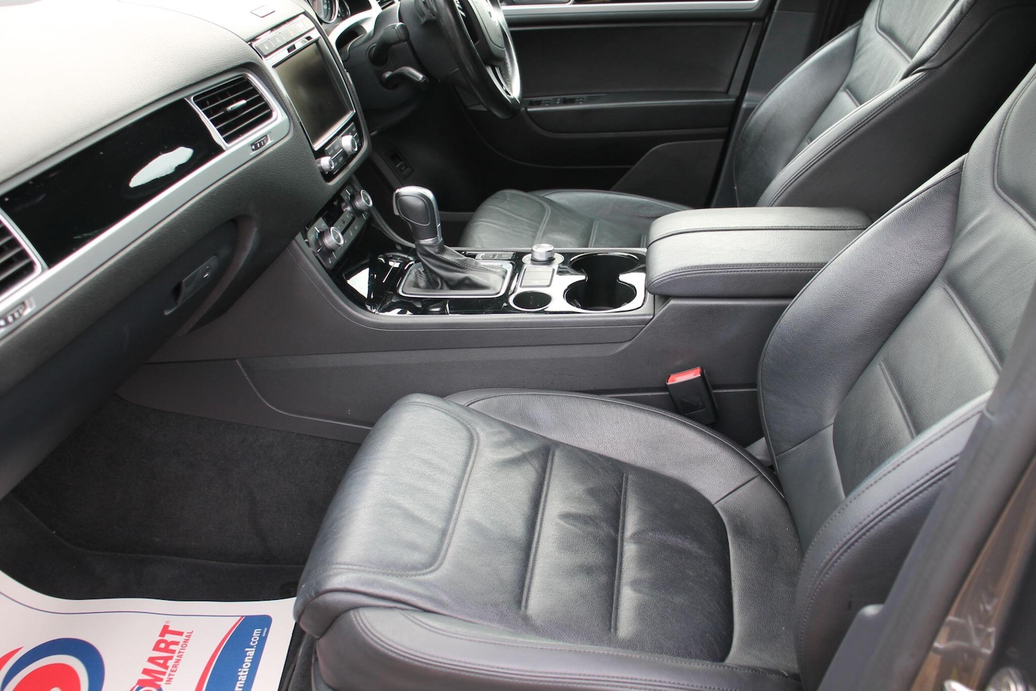 Used Volkswagen Touareg 2017 for sale - 76832907: Photo 10