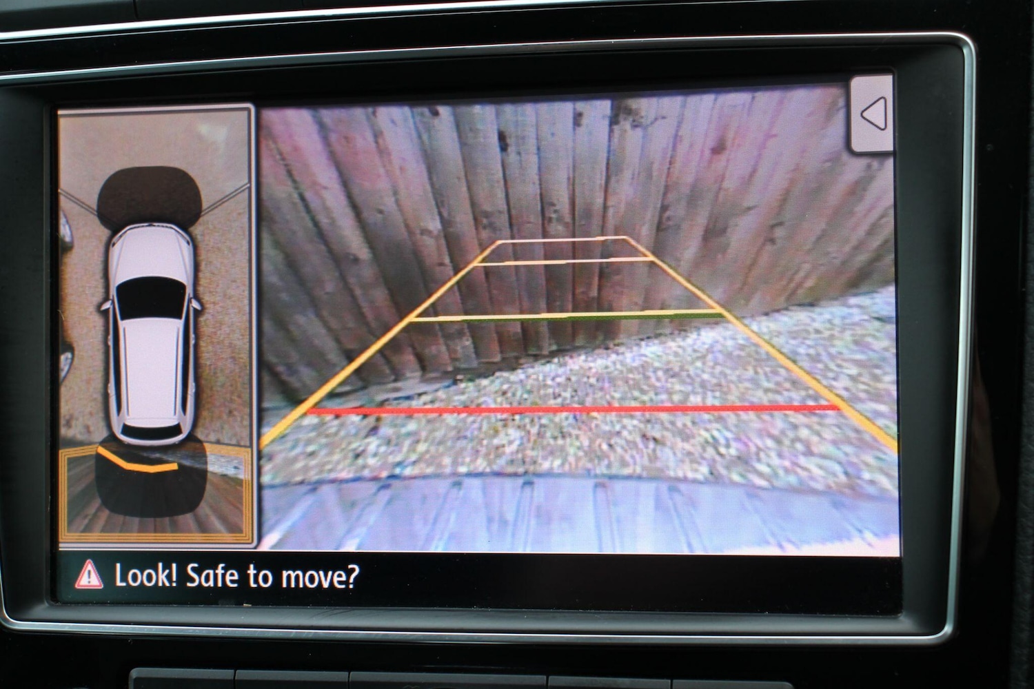 Used Volkswagen Touareg 2017 for sale - 76832907: Photo 14