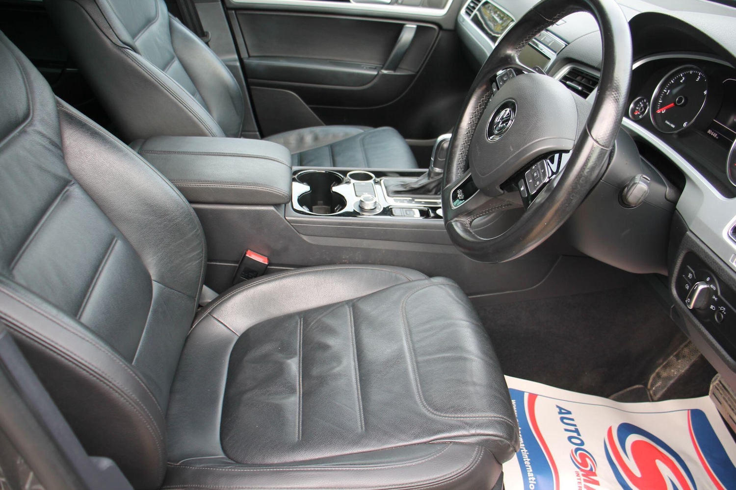 Used Volkswagen Touareg 2017 for sale - 76832907: Photo 9