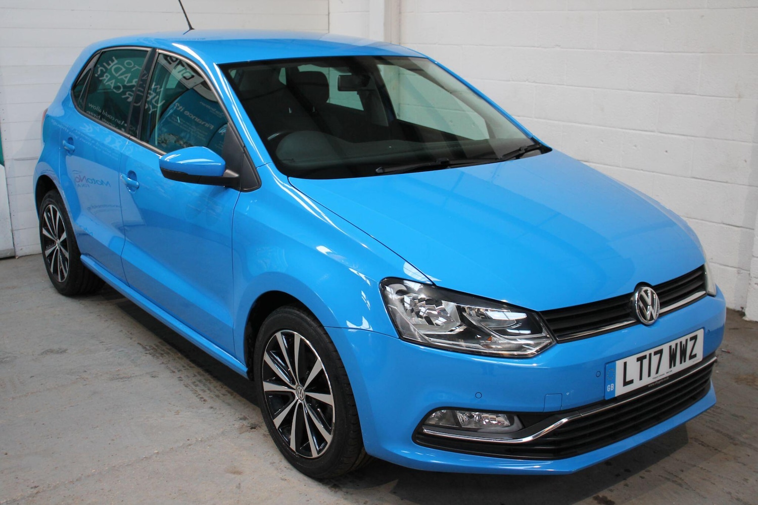 Used Volkswagen Polo 2017 for sale - 76667529: Photo 1
