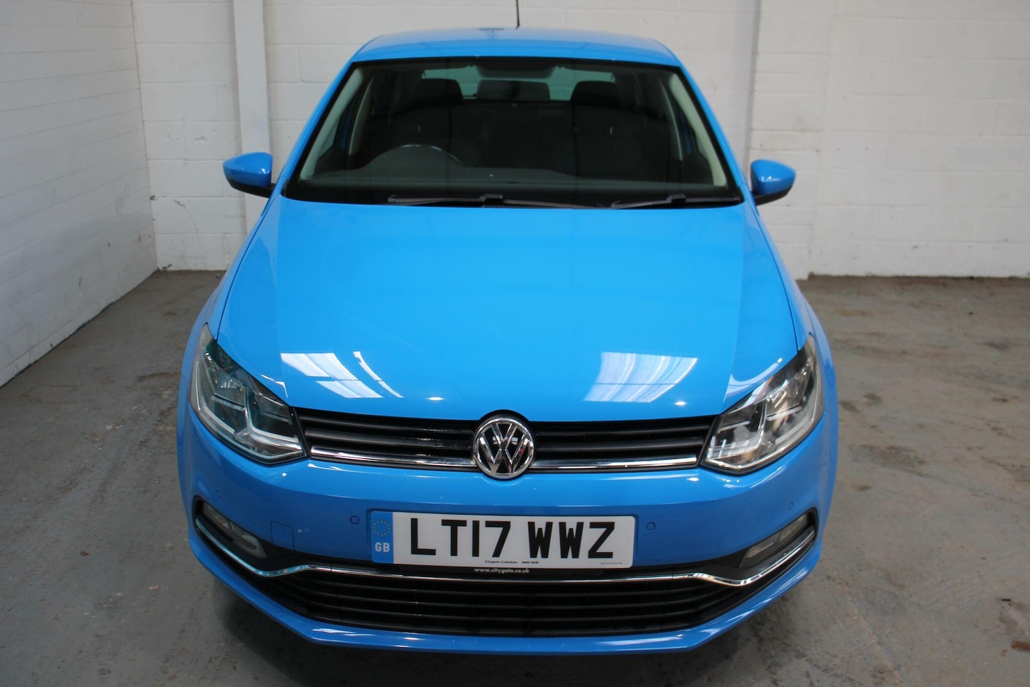 Used Volkswagen Polo 2017 for sale - 76667529: Photo 2