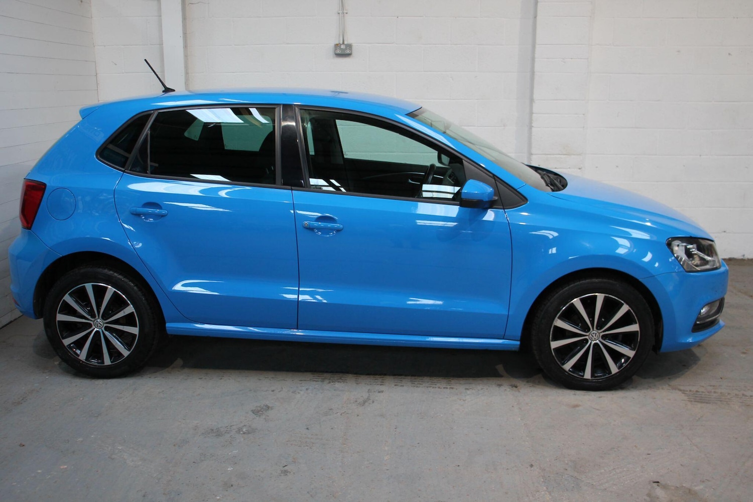 Used Volkswagen Polo 2017 for sale - 76667529: Photo 8