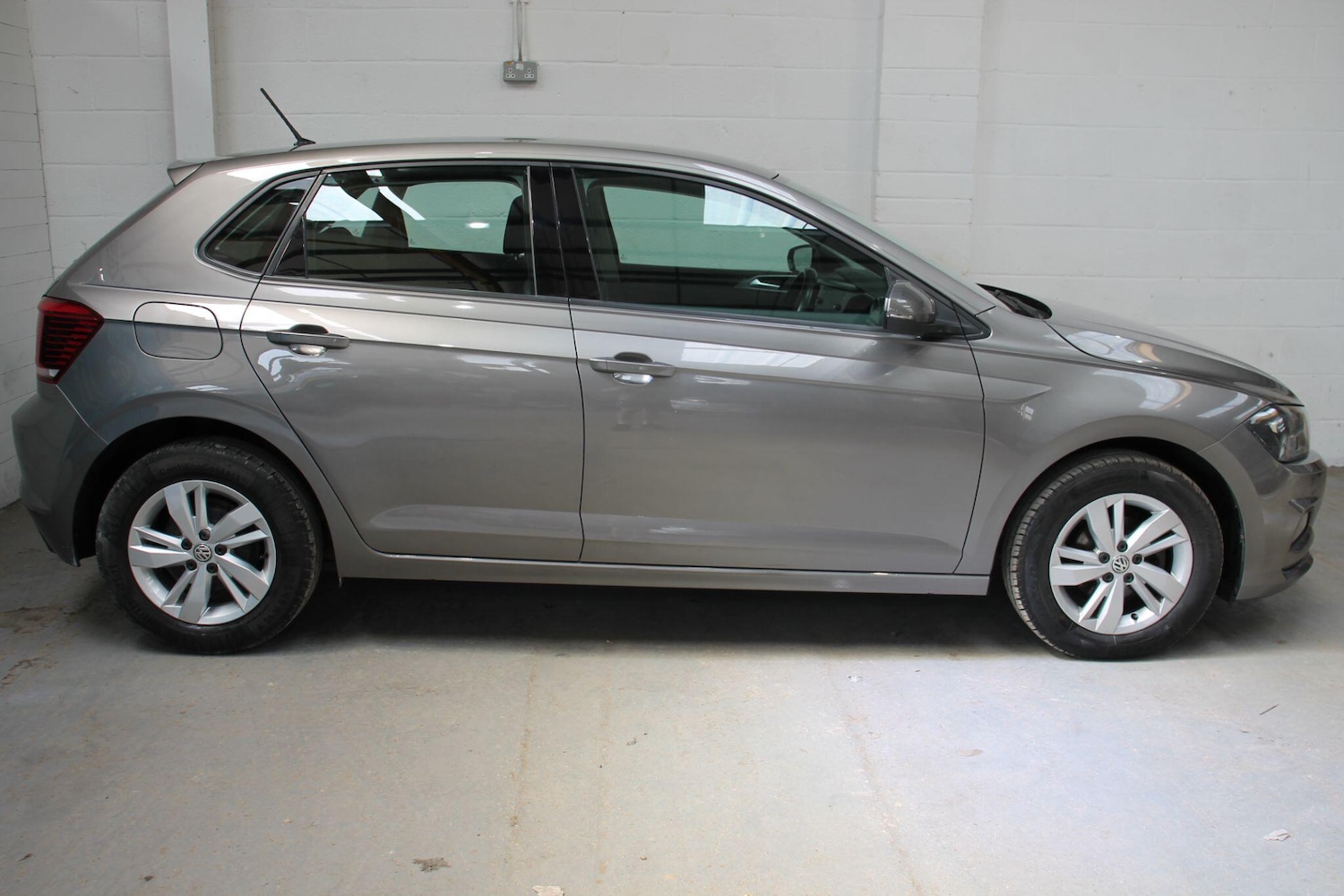 Used Volkswagen Polo 2018 for sale - 76988841: Photo 8