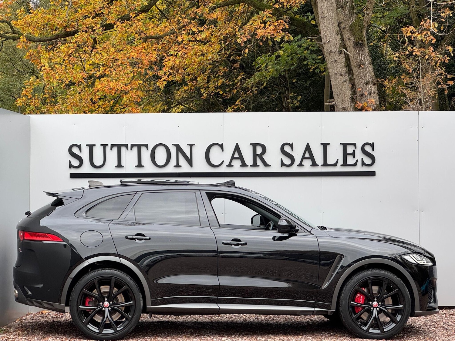 Used Jaguar F-Pace 2019 for sale - 76671454: Photo 2