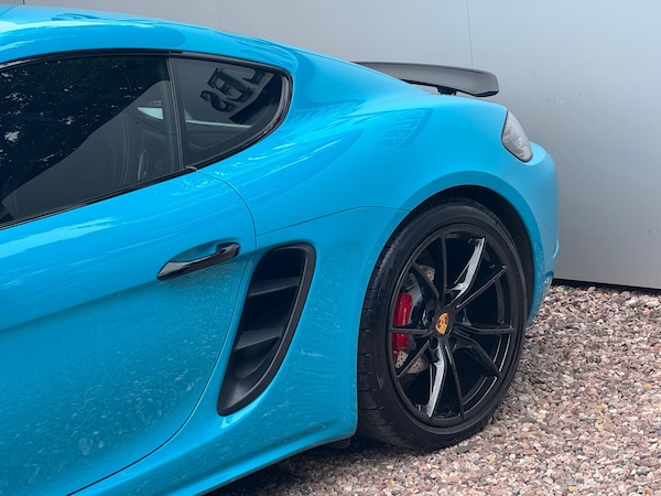 Used Porsche 718 Cayman 2019 for sale - 75378297: Photo 25