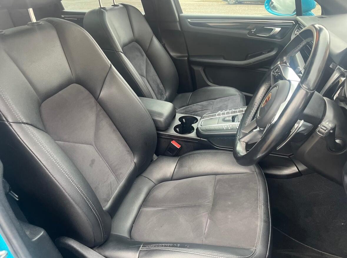 Used Porsche Macan 2021 for sale - 76528032: Photo 5