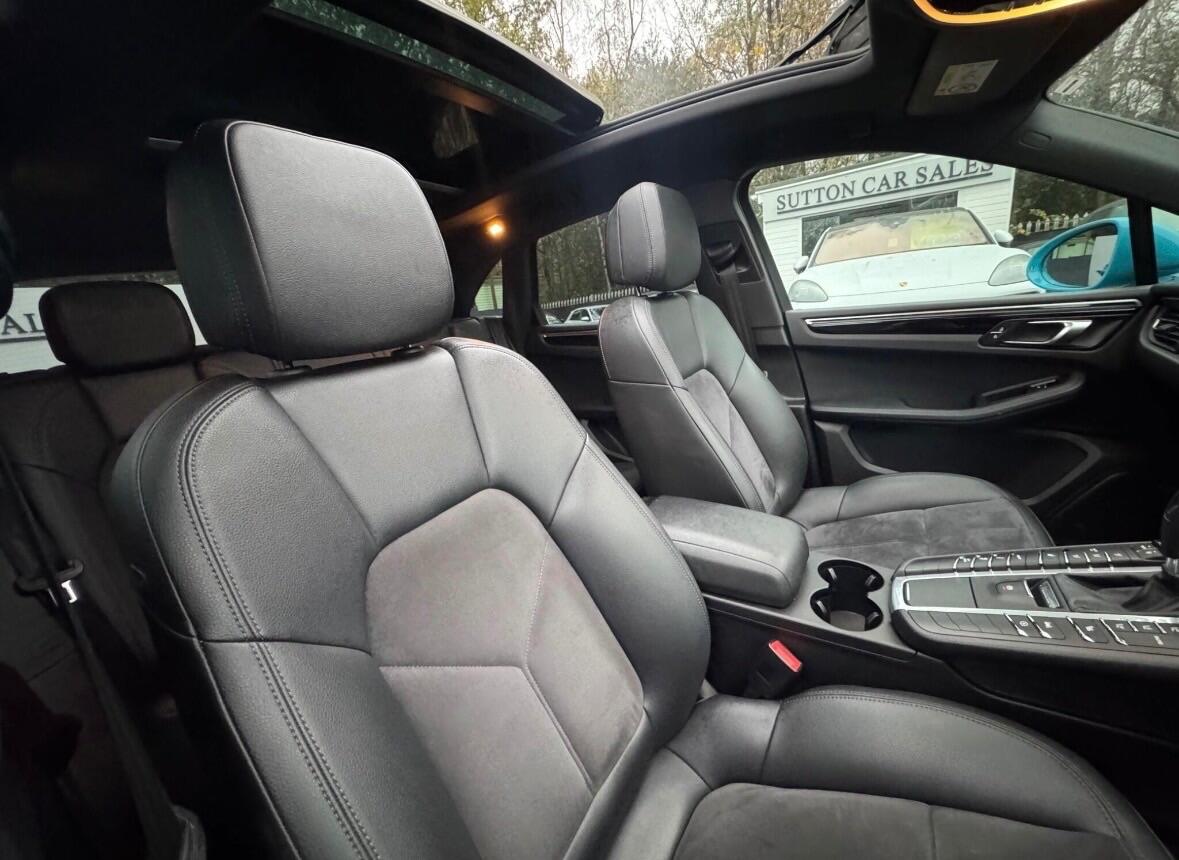 Used Porsche Macan 2021 for sale - 77358673: Photo 14