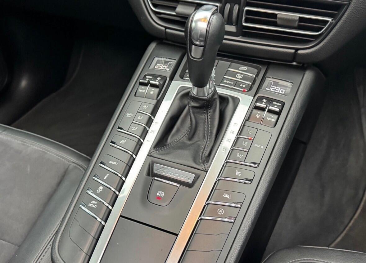 Used Porsche Macan 2021 for sale - 77358673: Photo 15