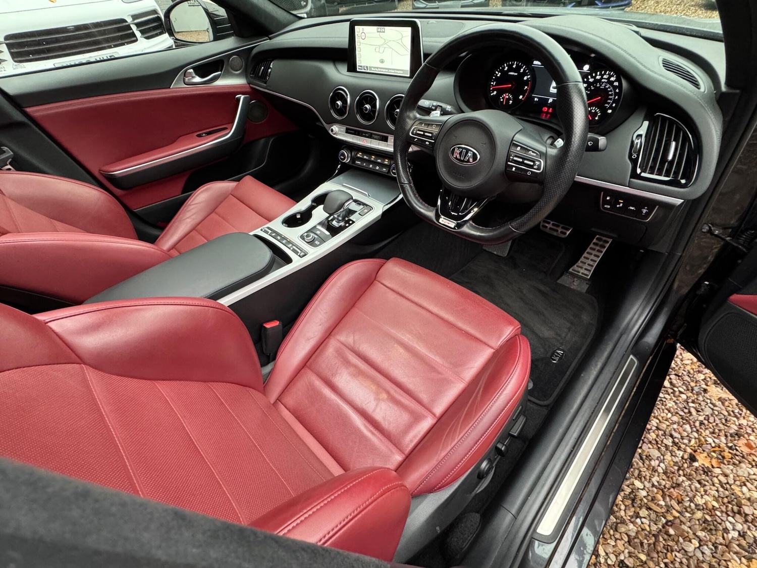 Used Kia Stinger 2020 for sale - 76671256: Photo 12