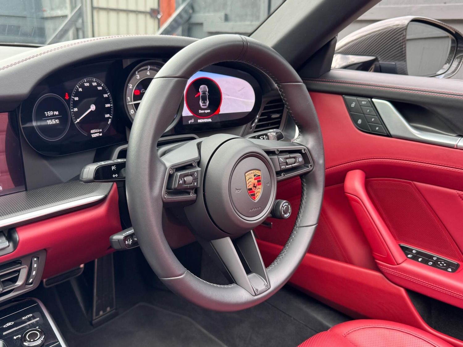 Used Porsche 911 2023 for sale - 76671241: Photo 18