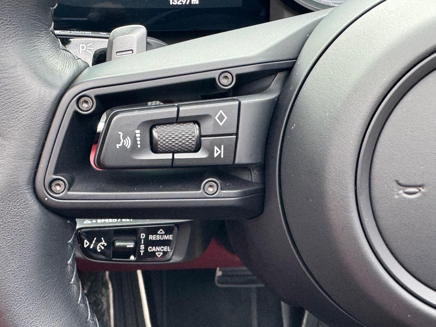 Used Porsche 911 2023 for sale - 76671241: Photo 47