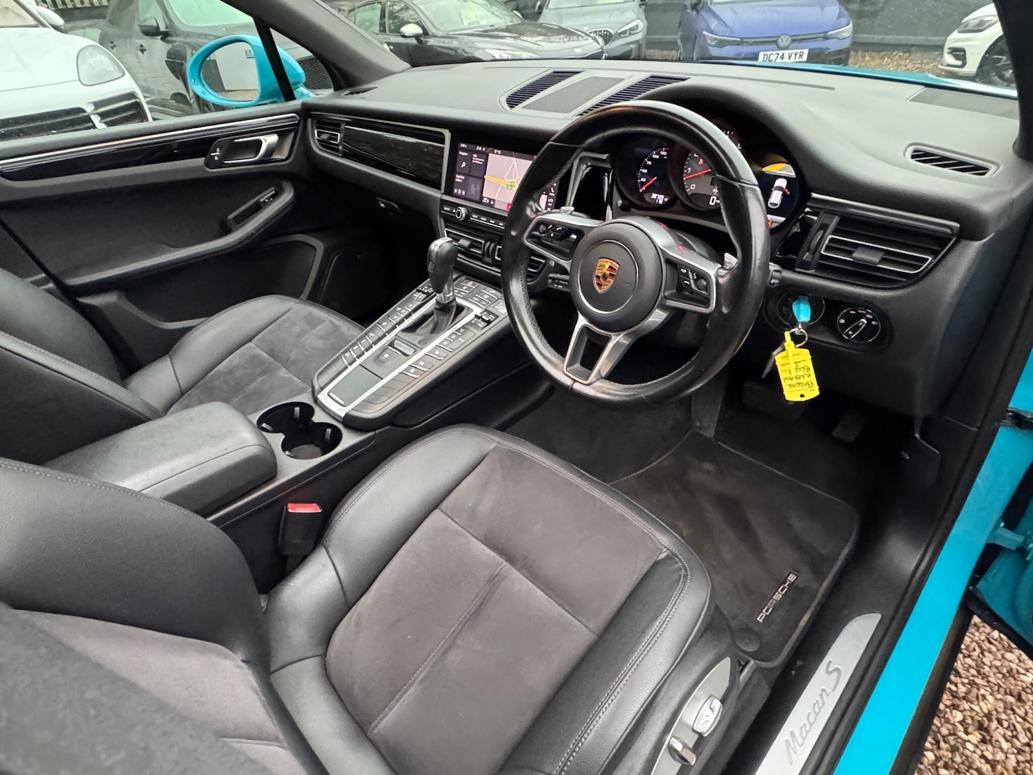 Used Porsche Macan 2021 for sale - 76550180: Photo 12