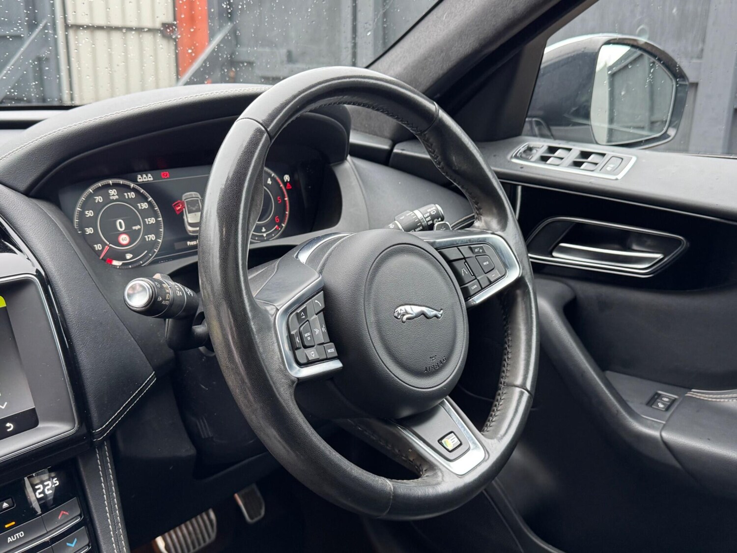 Used Jaguar F-Pace 2019 for sale - 77550627: Photo 18