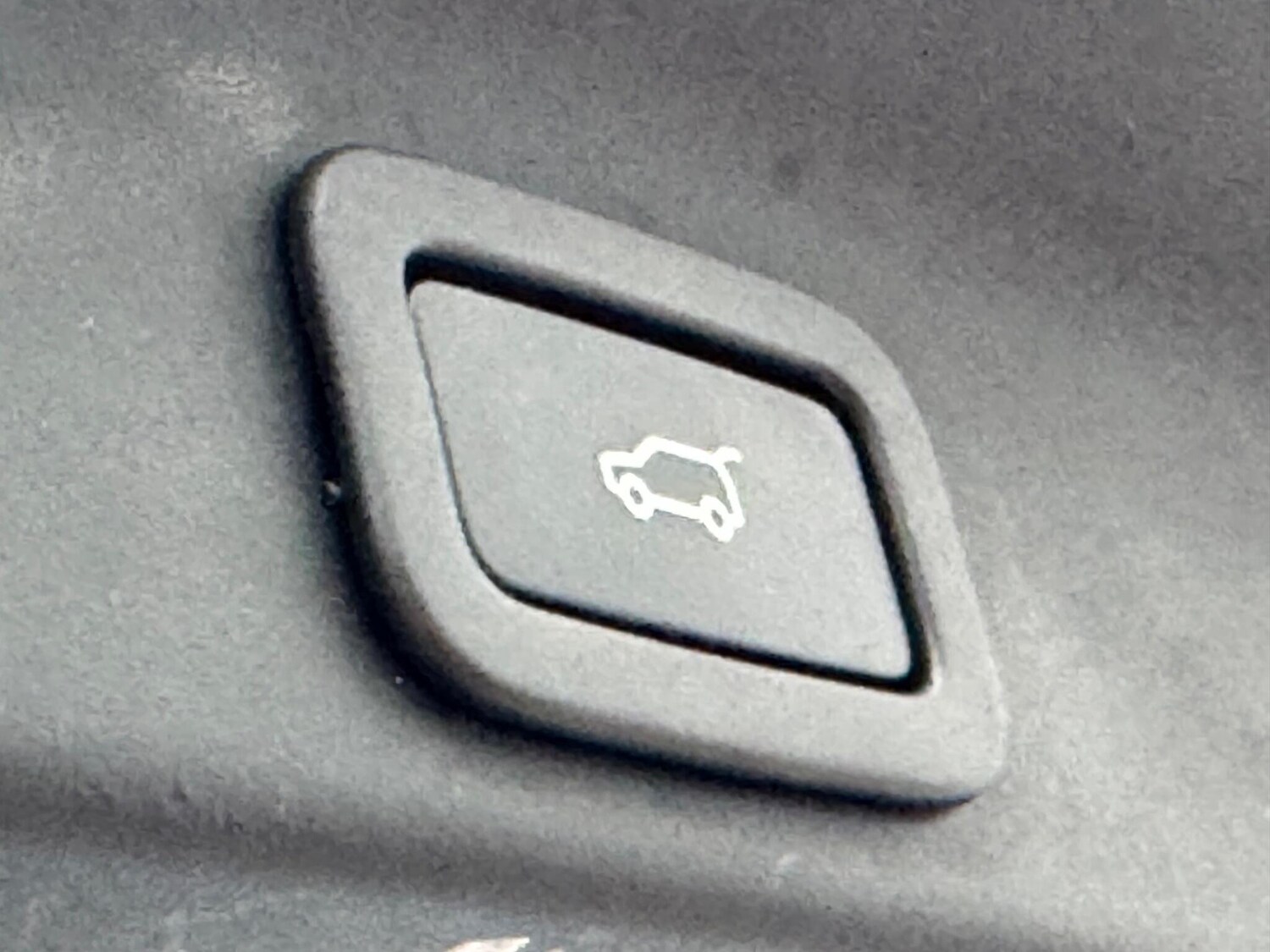 Used Jaguar F-Pace 2019 for sale - 77550627: Photo 39