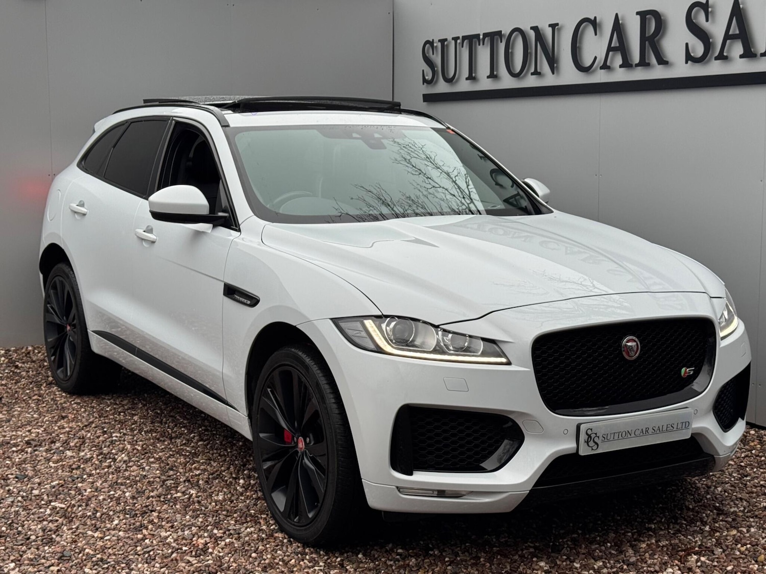 Used Jaguar F-Pace 2019 for sale - 77550627: Photo 6