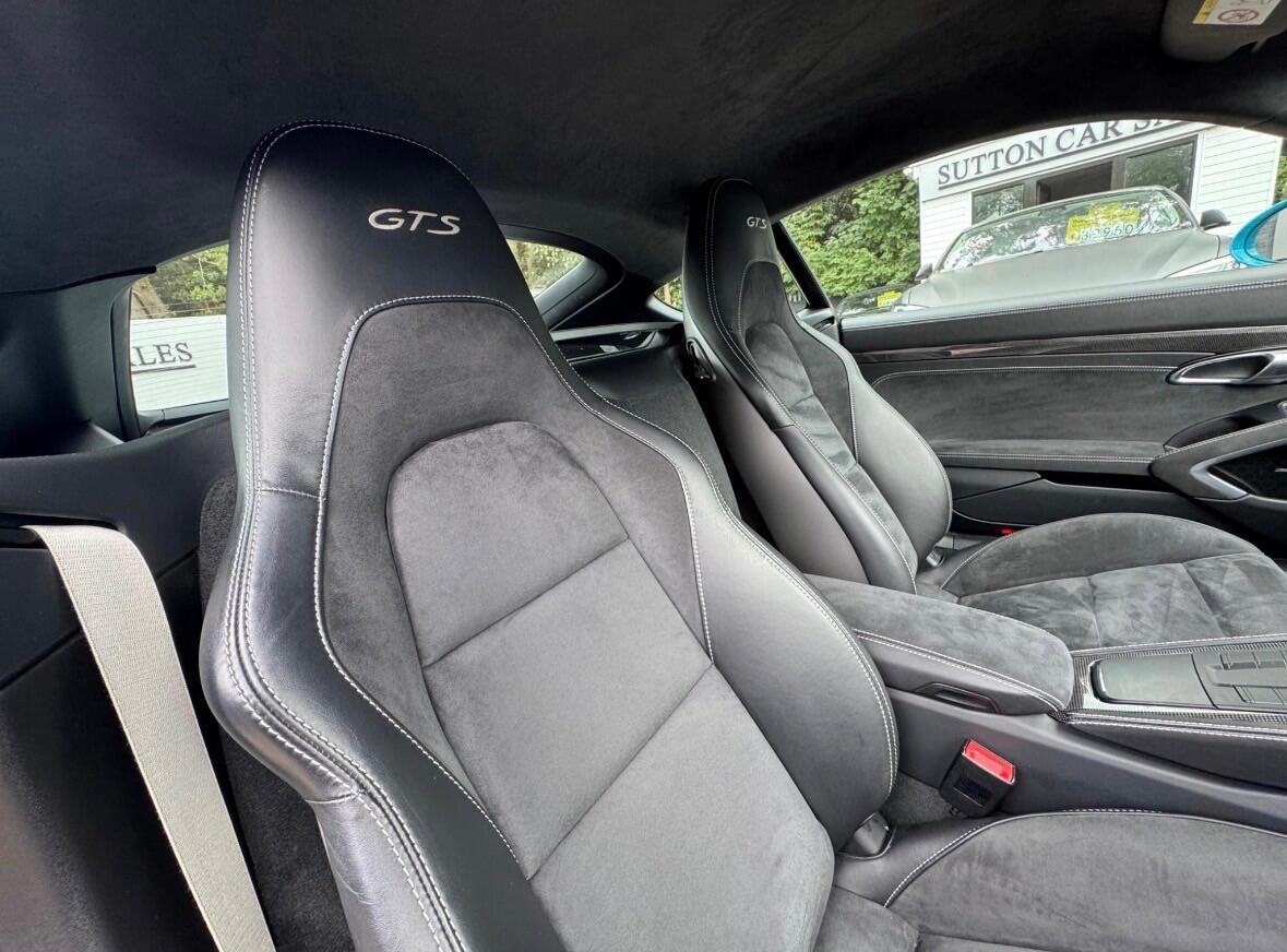 Used Porsche Cayman 2019 for sale - 77330792: Photo 13