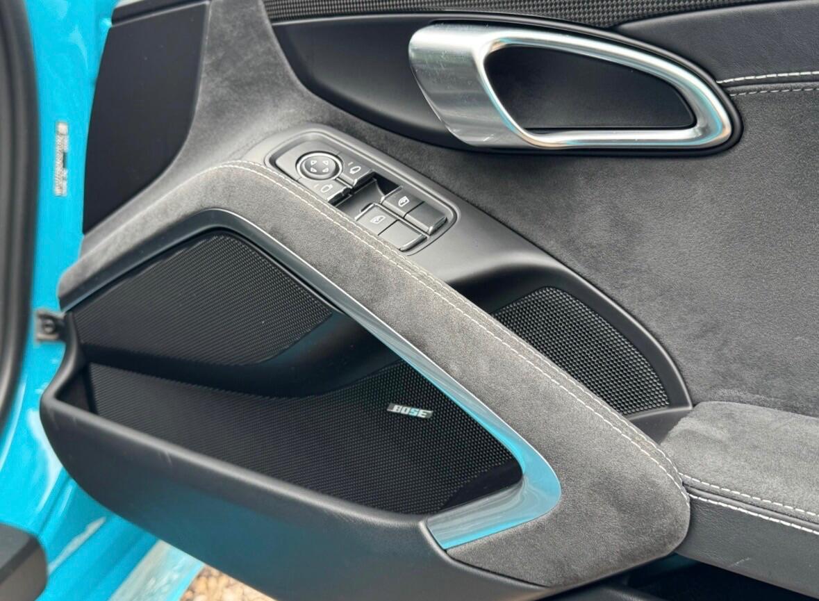 Used Porsche Cayman 2019 for sale - 77330792: Photo 39