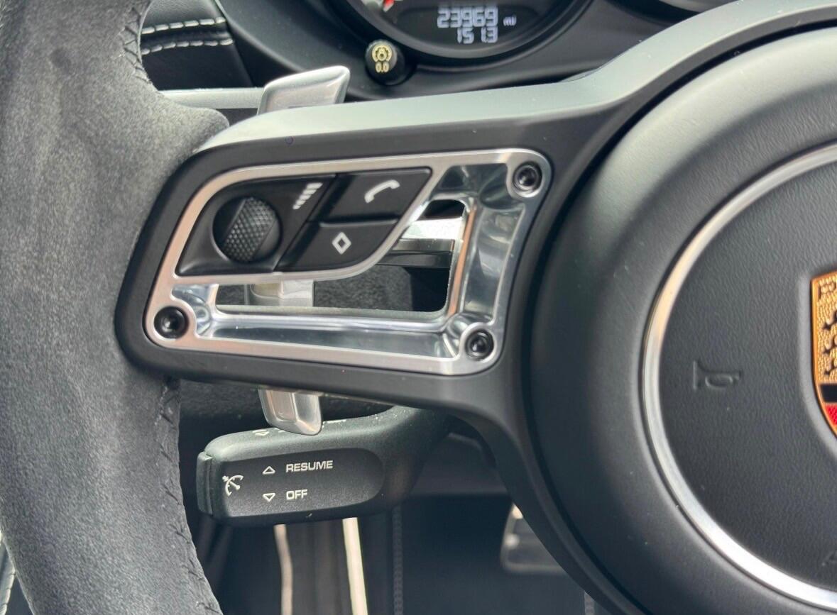 Used Porsche Cayman 2019 for sale - 77330792: Photo 43