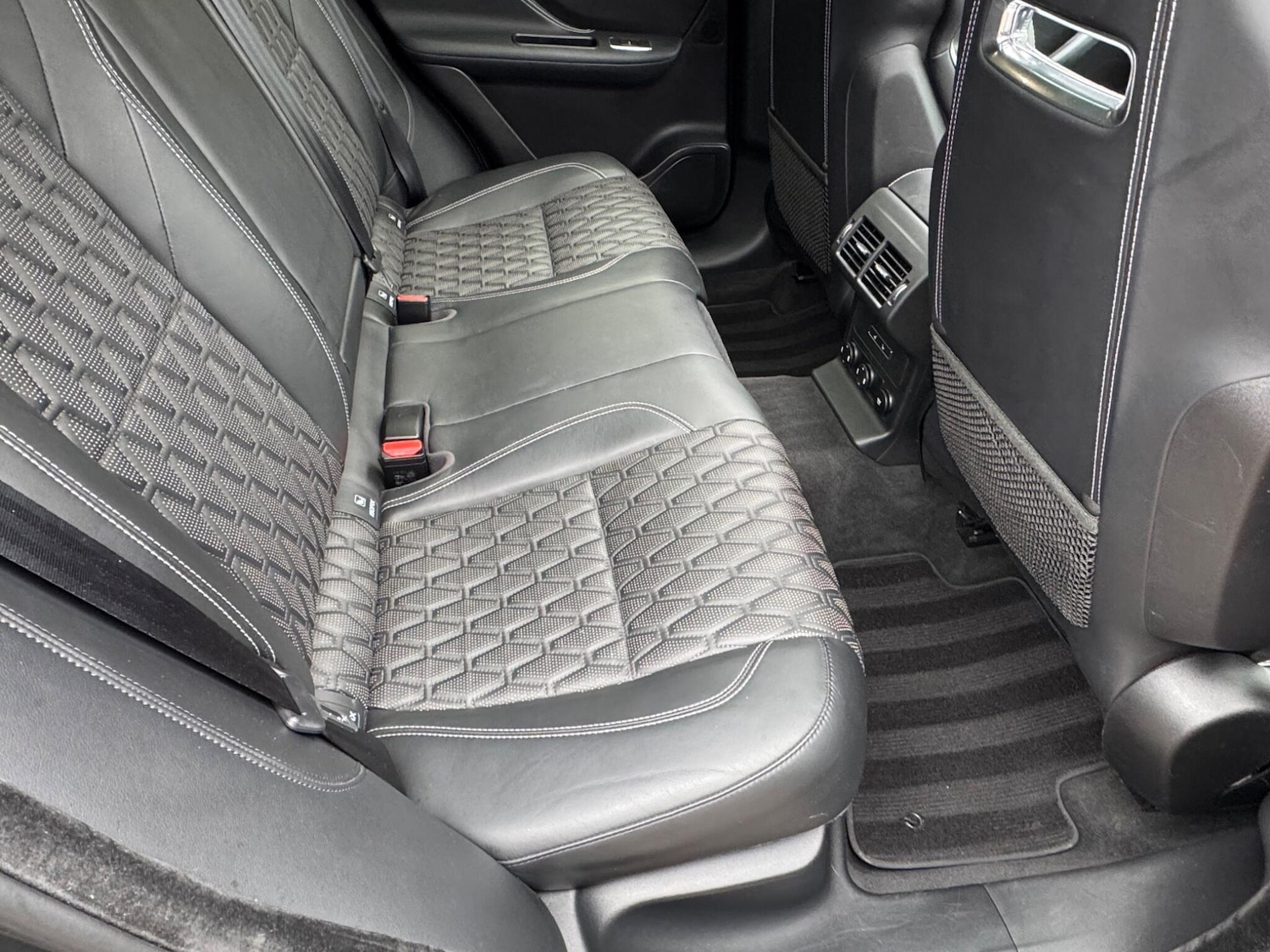 Used Jaguar F-Pace 2019 for sale - 76585481: Photo 42