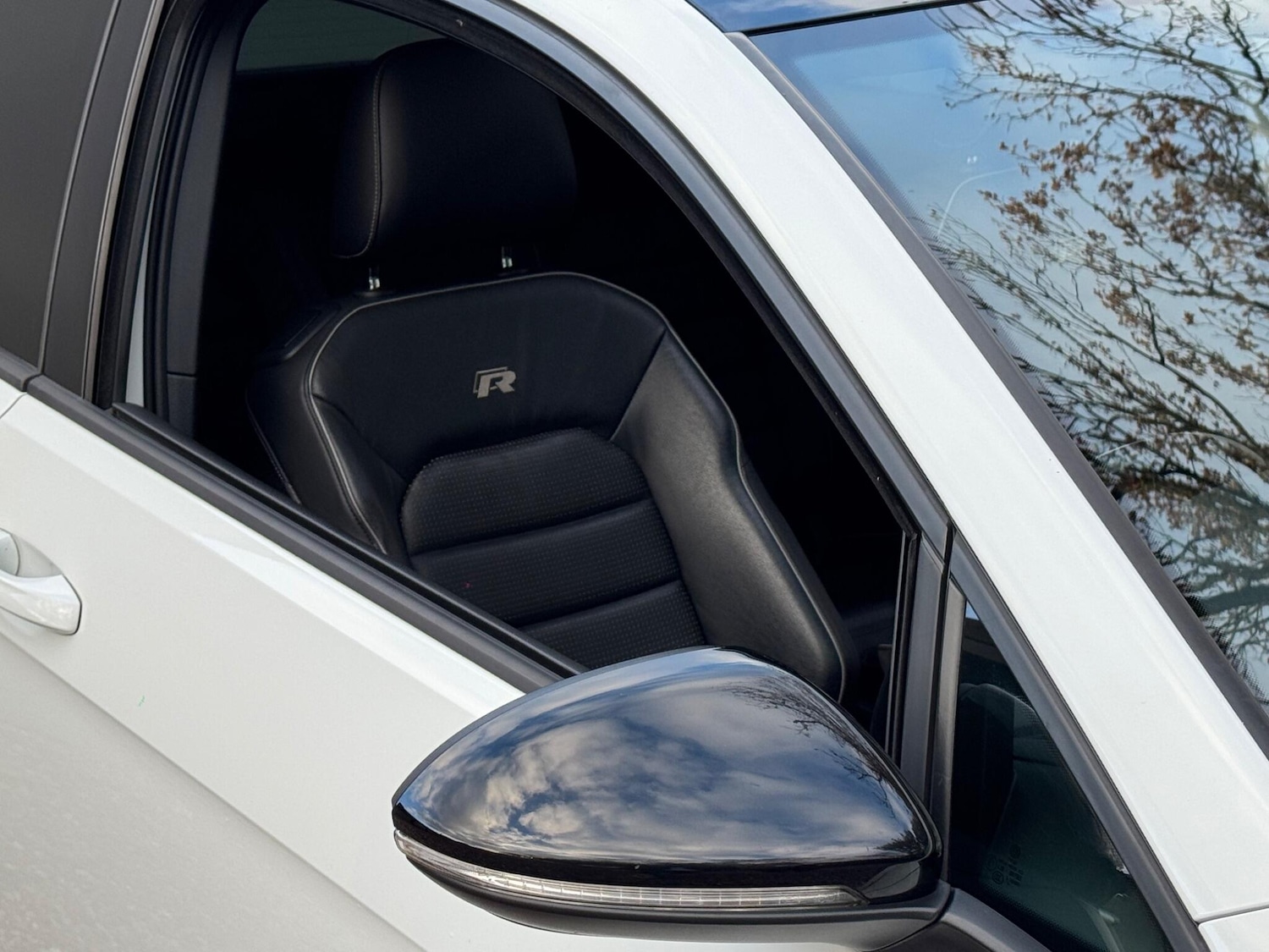 Used Volkswagen Golf 2018 for sale - 76538290: Photo 32