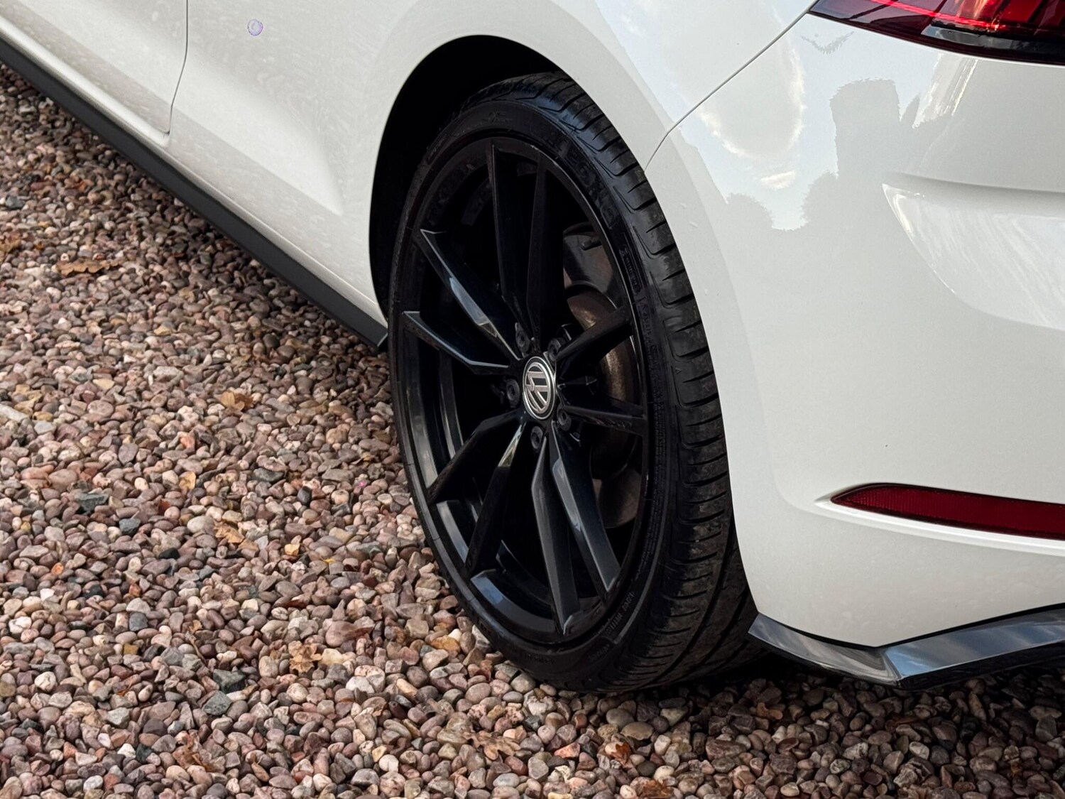 Used Volkswagen Golf 2018 for sale - 76538290: Photo 35