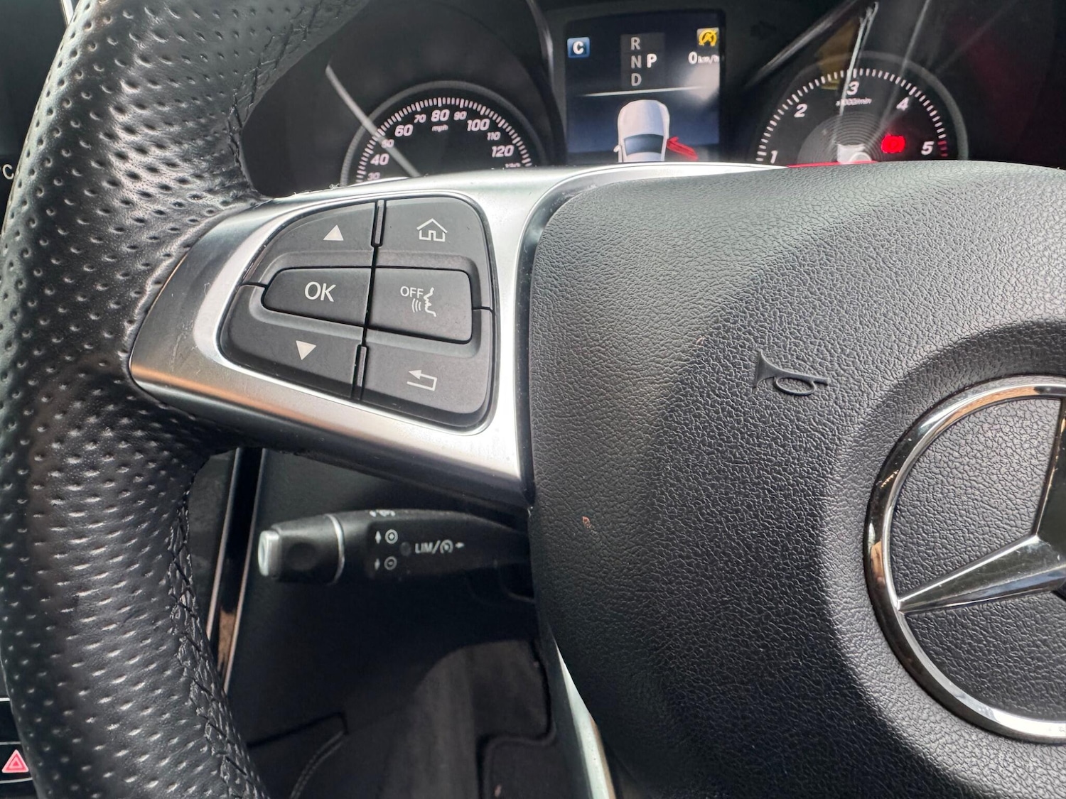 Used Mercedes-Benz GLC 2017 for sale - 77550003: Photo 47