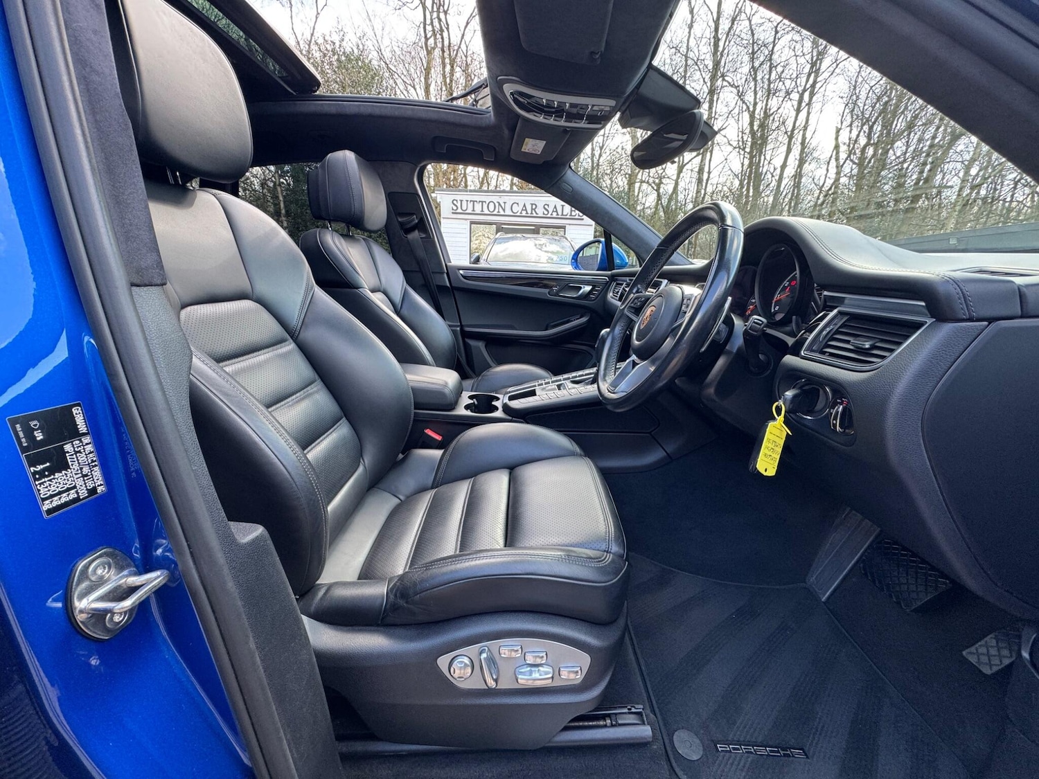 Used Porsche Macan 2018 for sale - 77892632: Photo 15