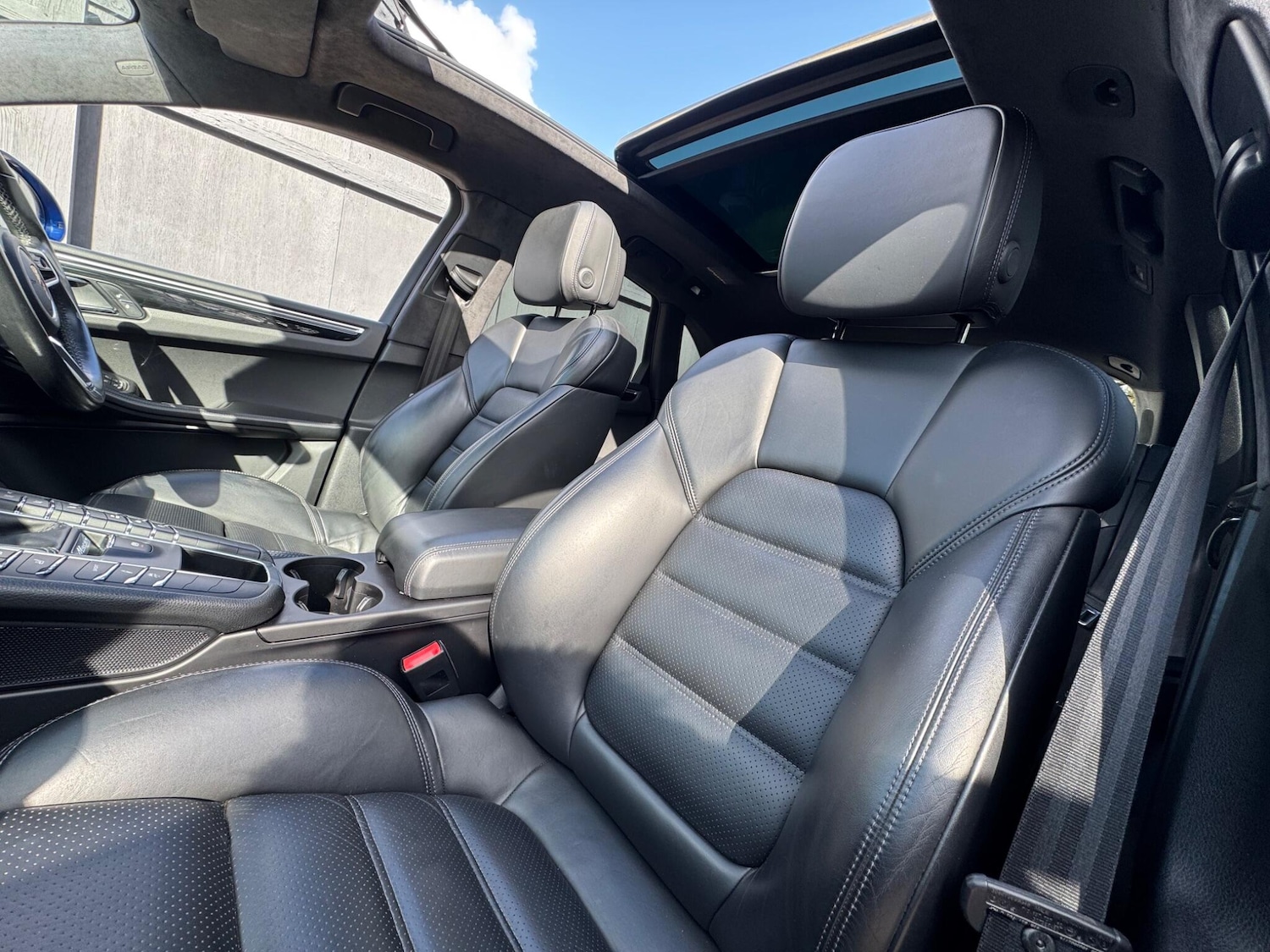 Used Porsche Macan 2018 for sale - 77892632: Photo 19