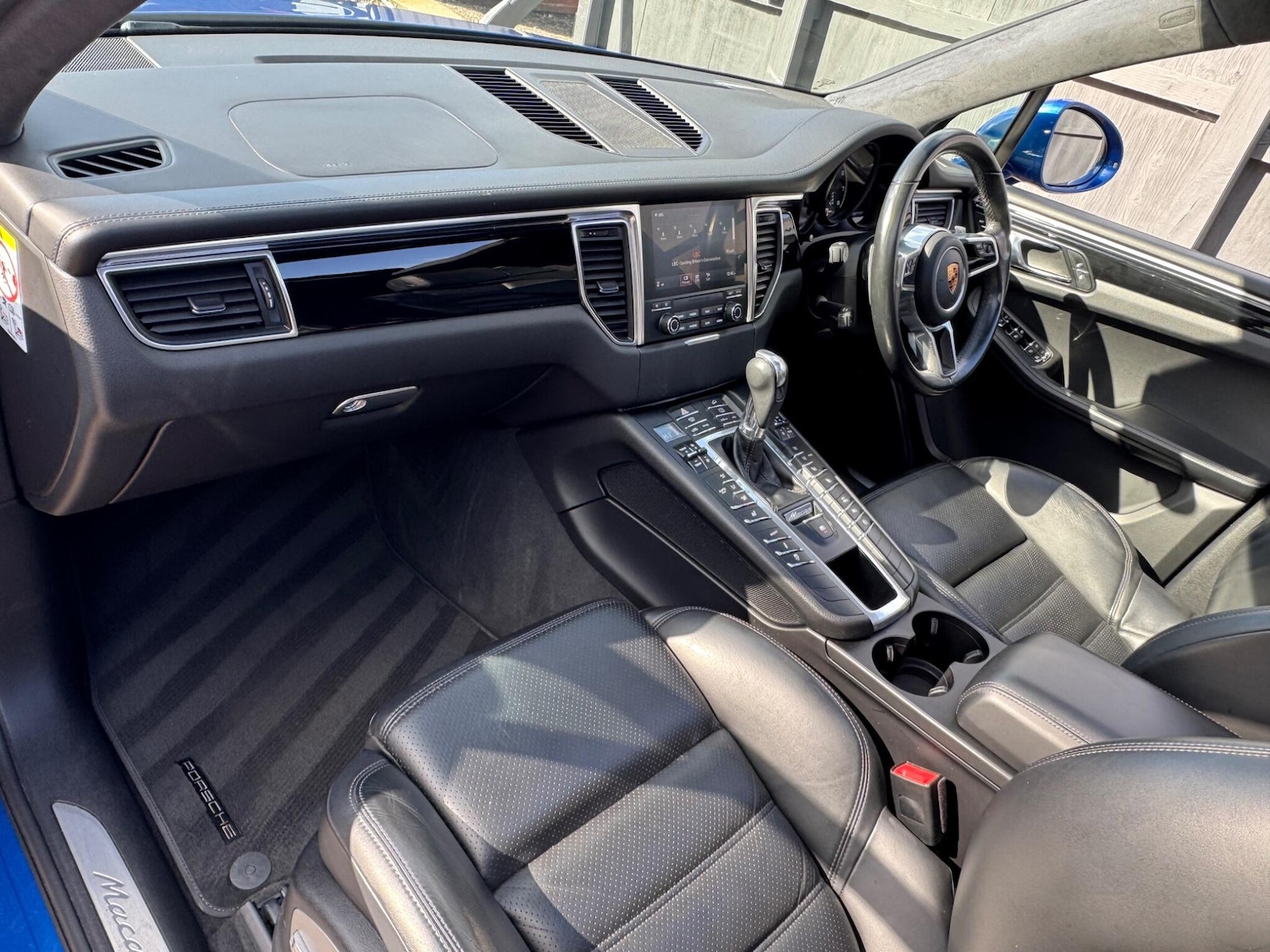 Used Porsche Macan 2018 for sale - 77892632: Photo 49