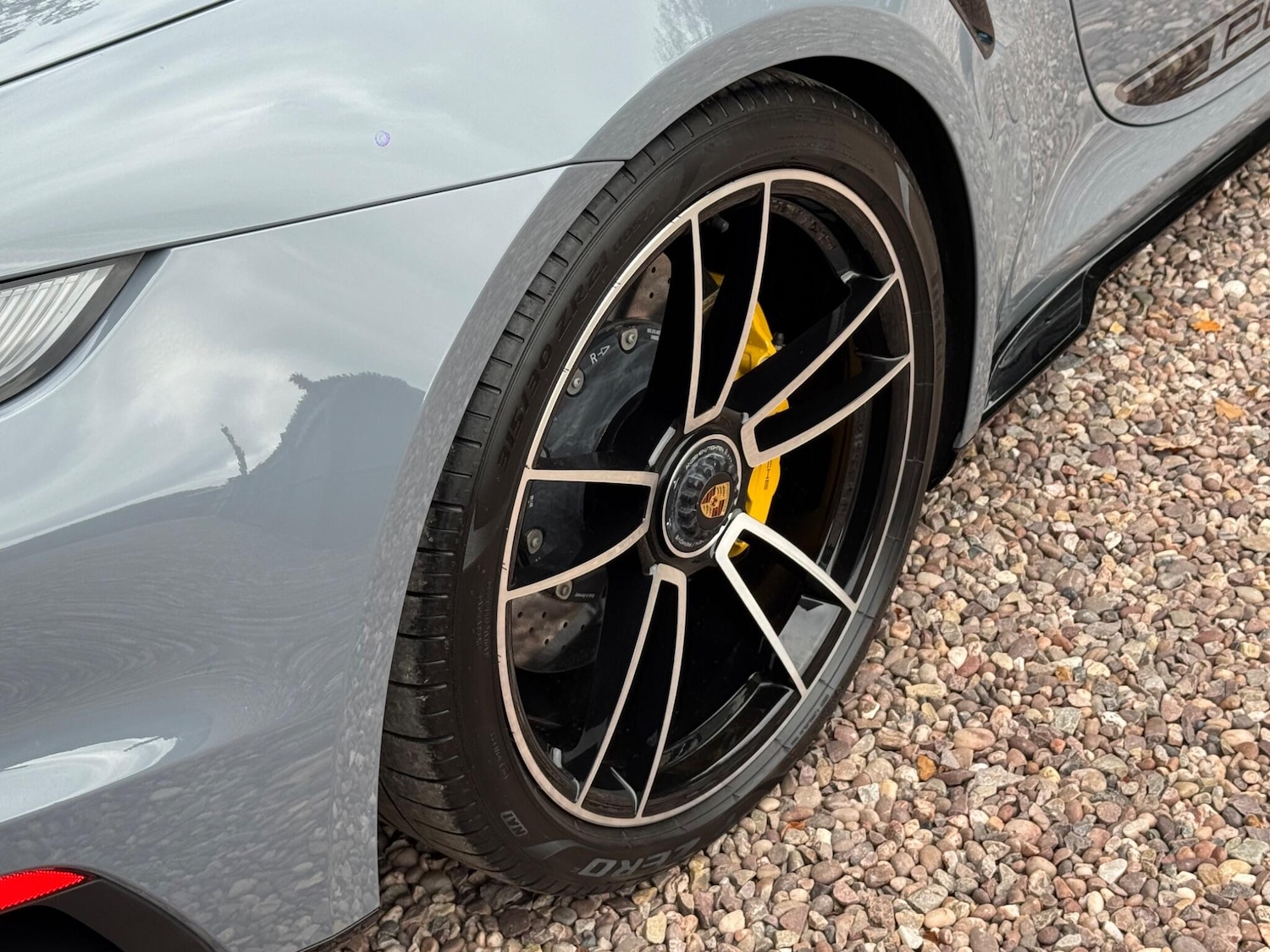 Used Porsche 911 2023 for sale - 77550600: Photo 27